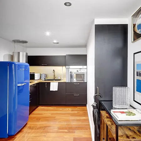 Apartament De Luxe Sous Verriere En Plein Coeur Du Marais